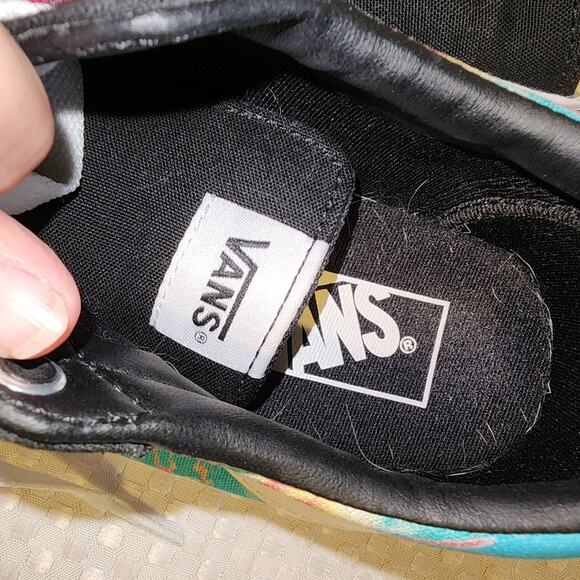 VANS EUC WOMEN'S SIZE 7 ( like new) OFF THE WALL LACE UP TIE DYE SNEAKERS SHOES - Picture 4 of 10